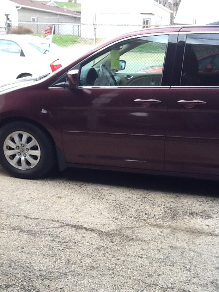 Additional photo of vehicle.