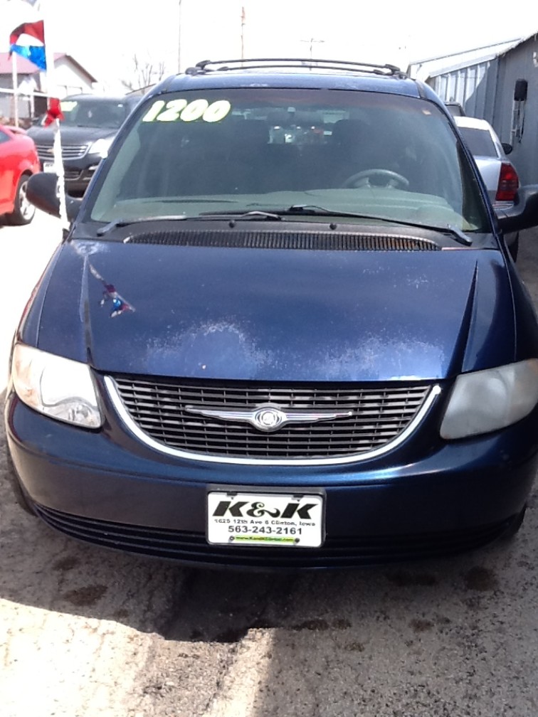2002 Chrysler Town and Country EX