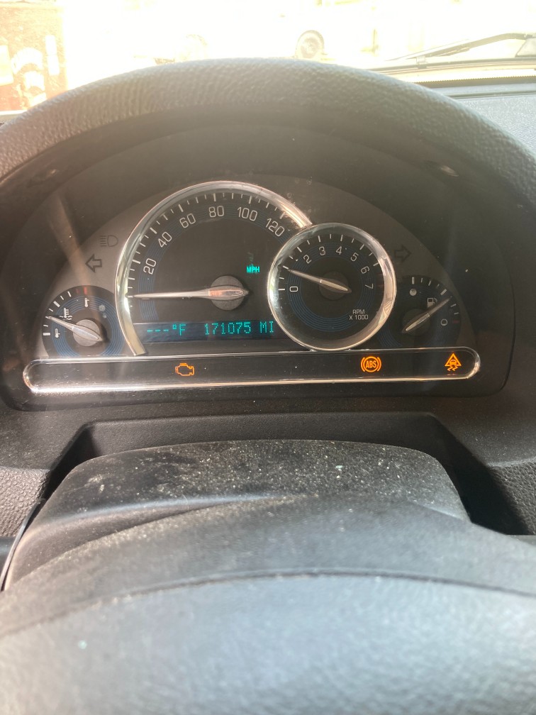 Additional photo of vehicle.