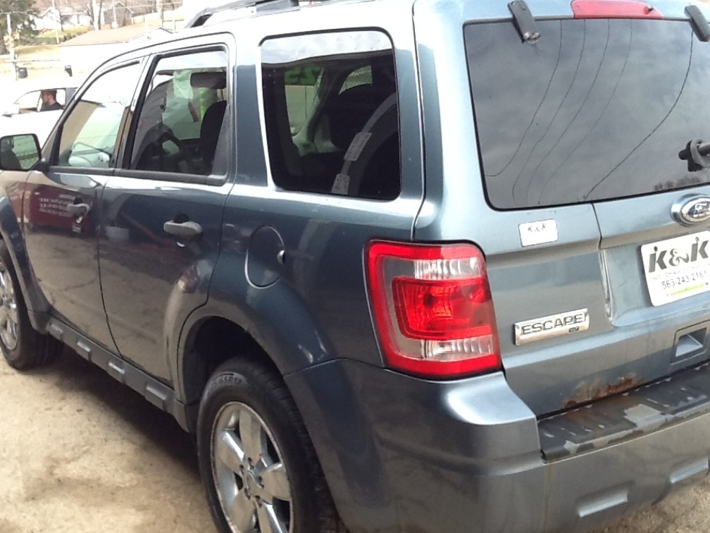 Additional photo of vehicle.