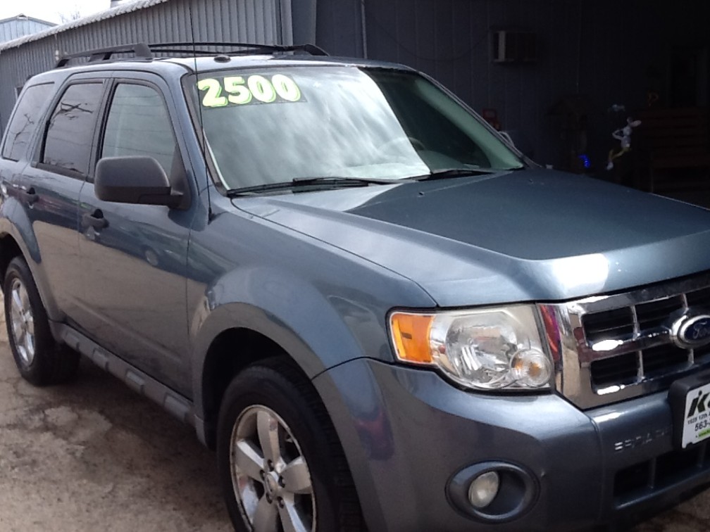 Additional photo of vehicle.