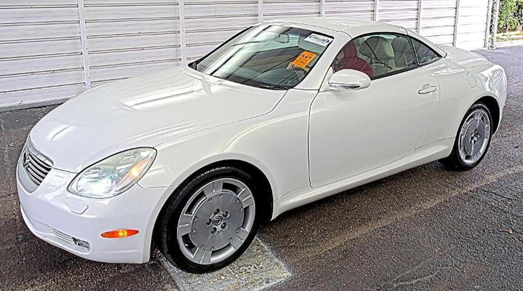 2003 Lexus SC 430's photo