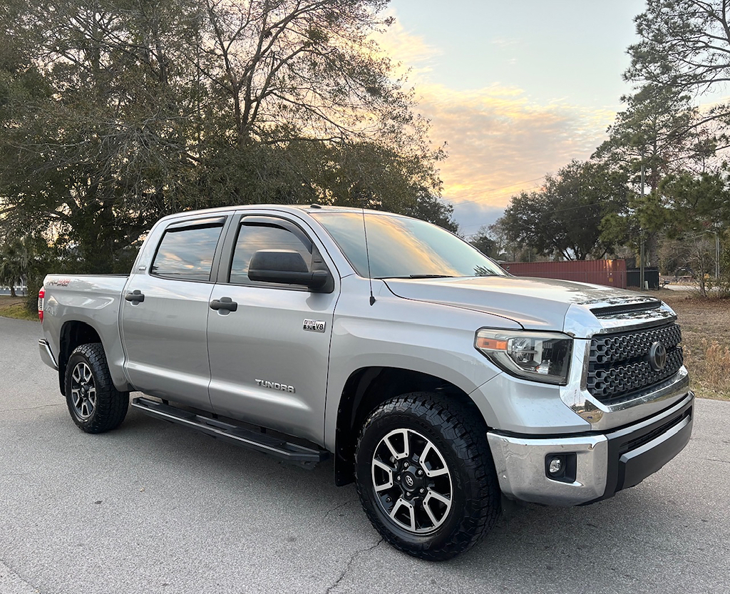 2018 Toyota Tundra SR5