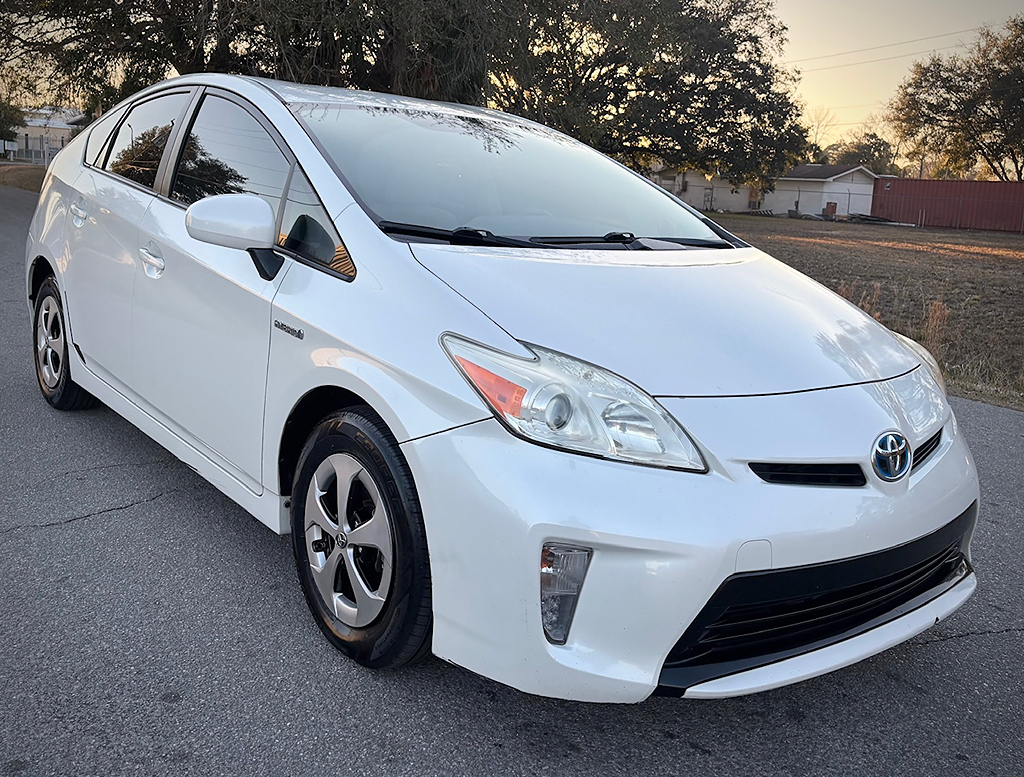 2015 Toyota Prius Three