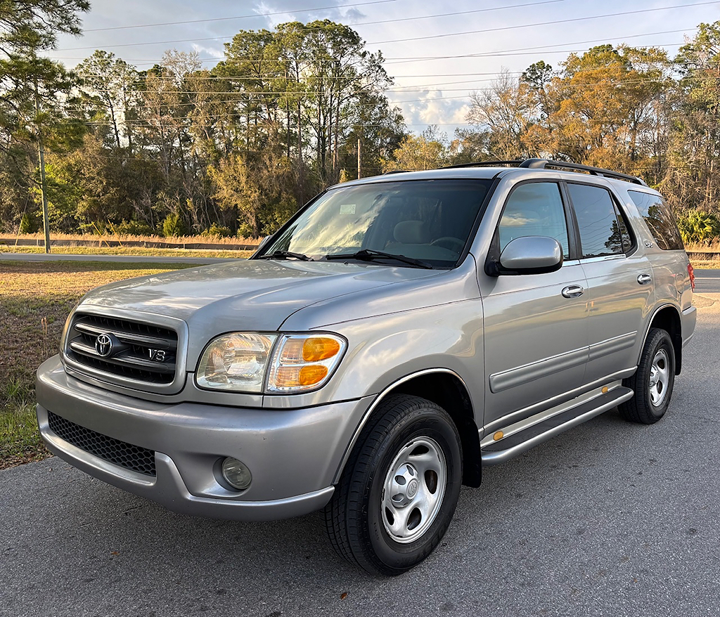 2003 Toyota Sequoia SR5