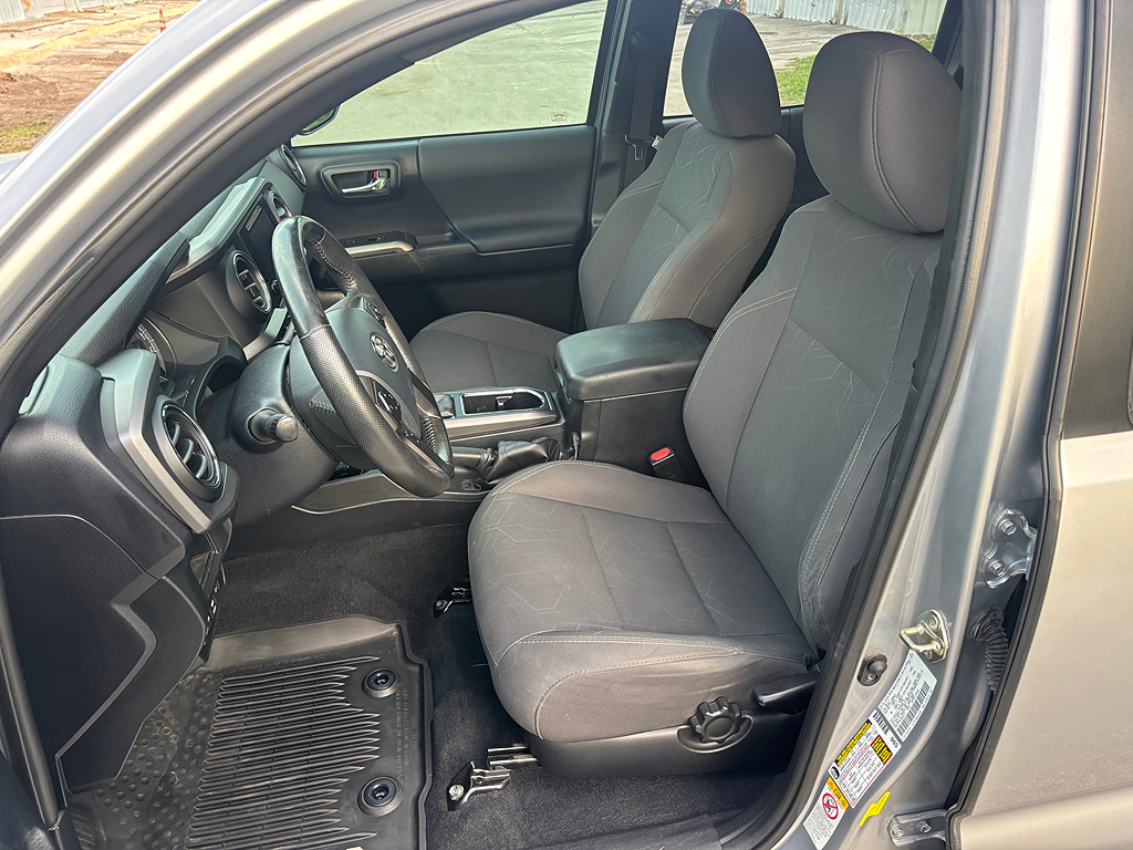 2018 Toyota Tacoma TRD Sport - Photo 8