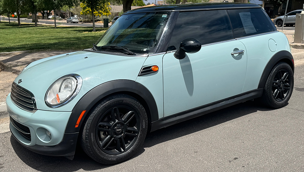 2013 MINI Cooper -'s photo