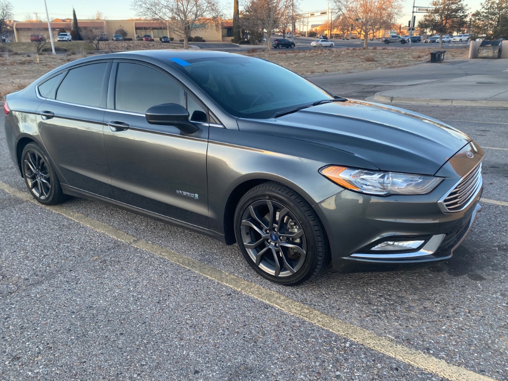 2018 Ford Fusion Hybrid SE's photo
