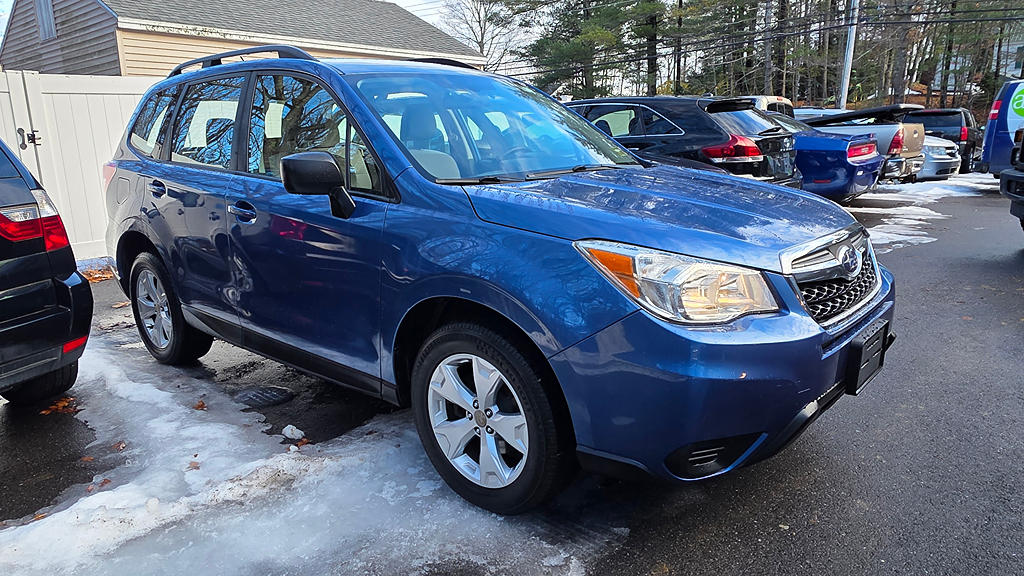 Additional photo of vehicle.