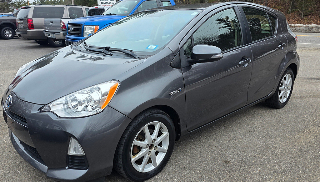 Photo of 2013 TOYOTA PRIUS