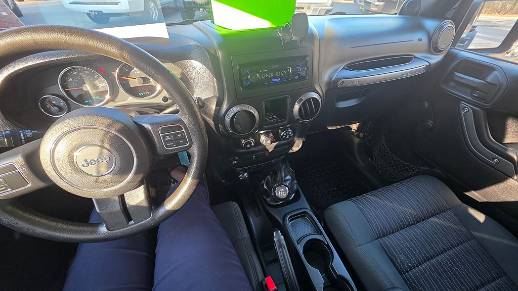 2012 Jeep Wrangler Unlimited Sport - Photo 6