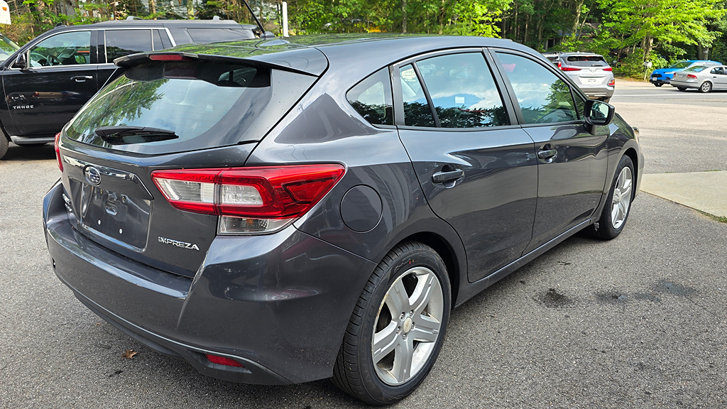 2018 Subaru Impreza Base - Photo 3