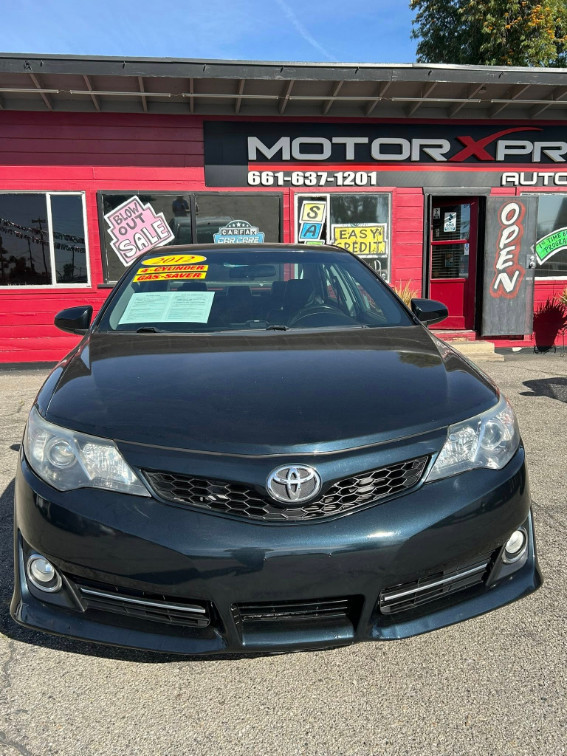 2012 Toyota Camry SE