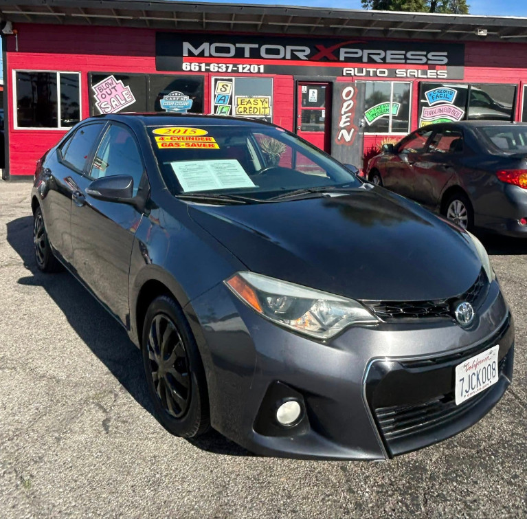 2015 Toyota Corolla L AT's photo