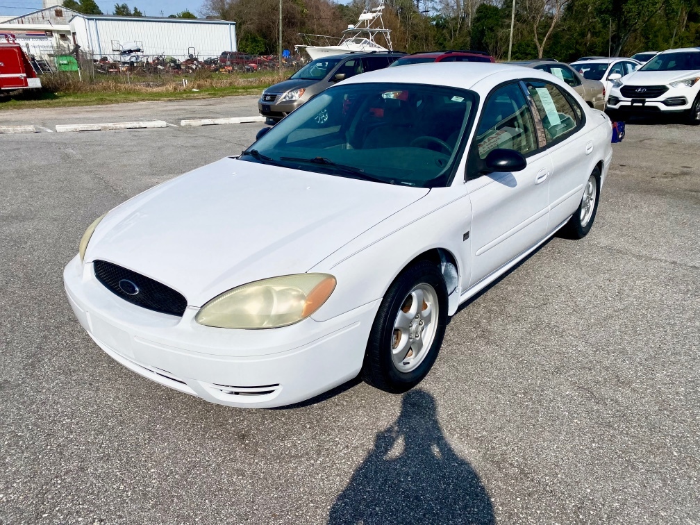 2004 Ford Taurus SES