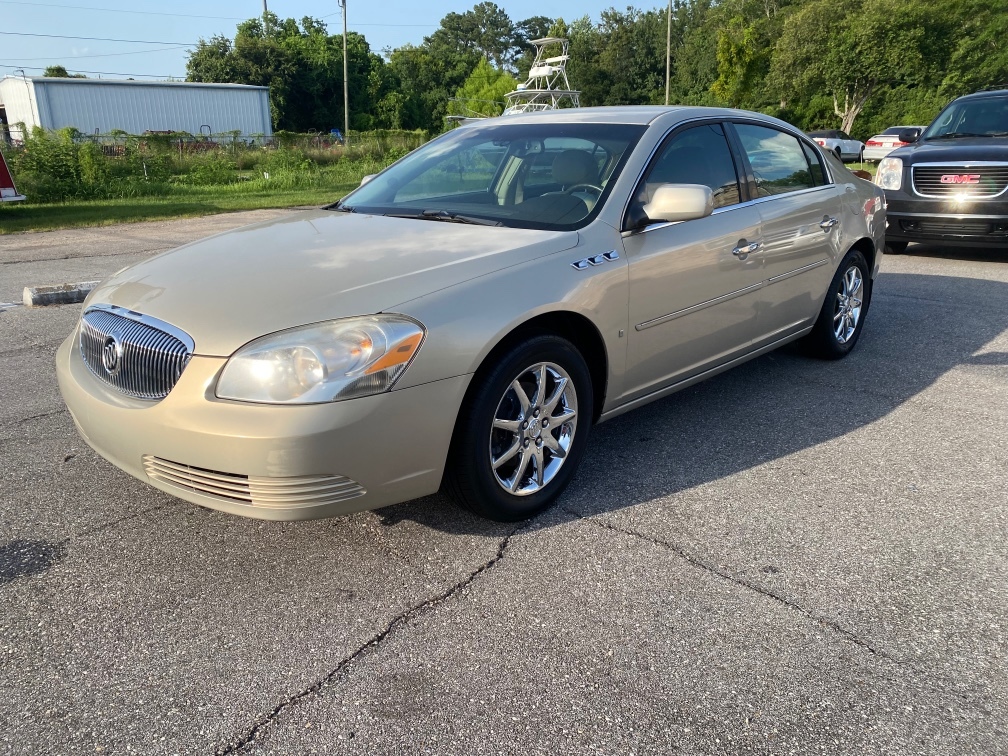 2008 Buick Lucerne CXL photo 9