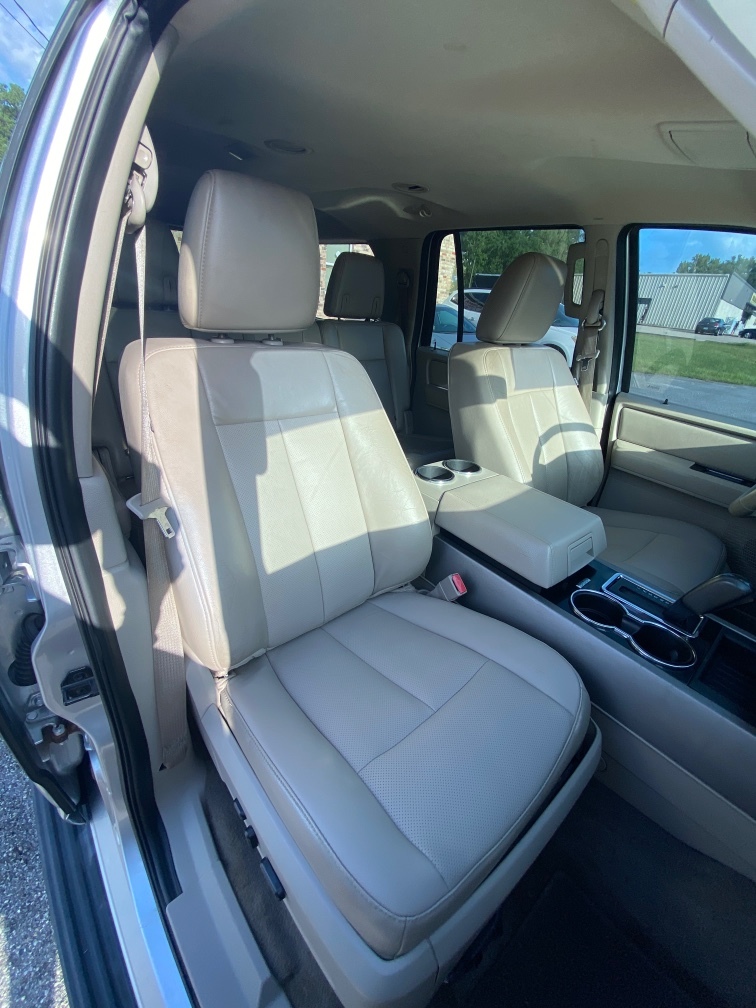 2014 Ford Expedition Limited photo 20