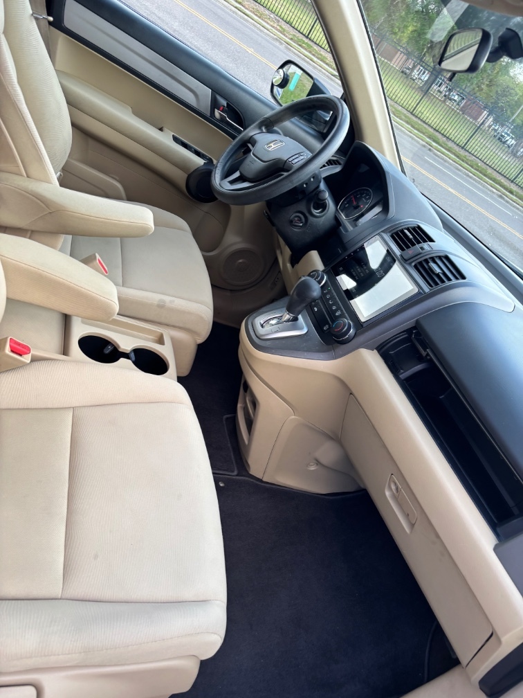 2011 Honda CR-V LX - Photo 5