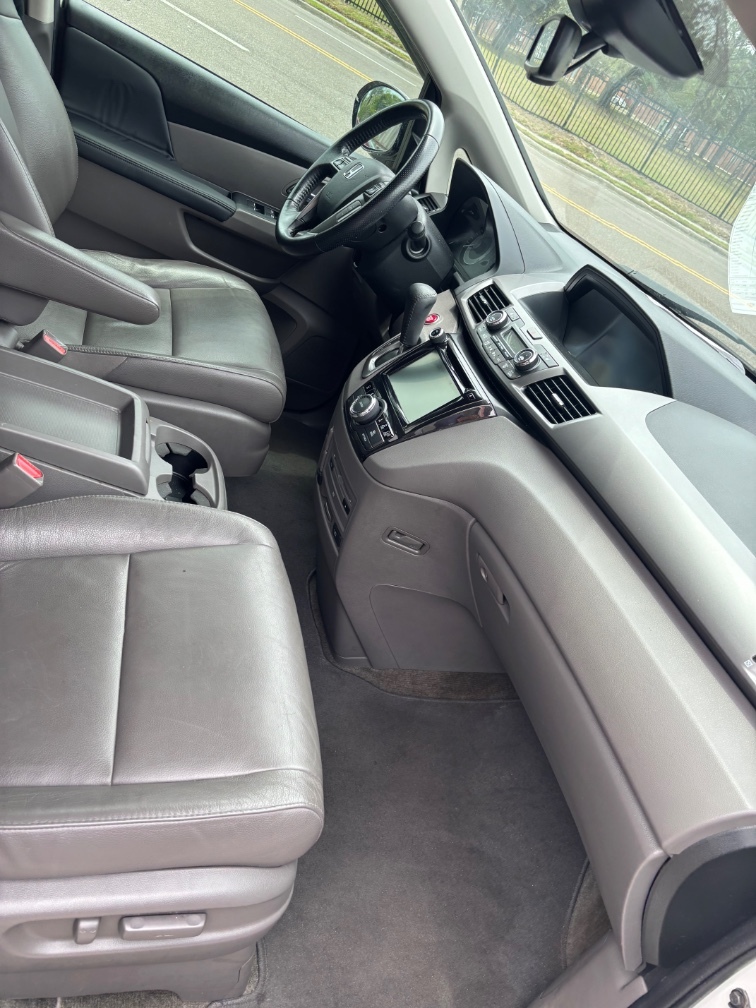 2015 Honda Odyssey Touring - Photo 8