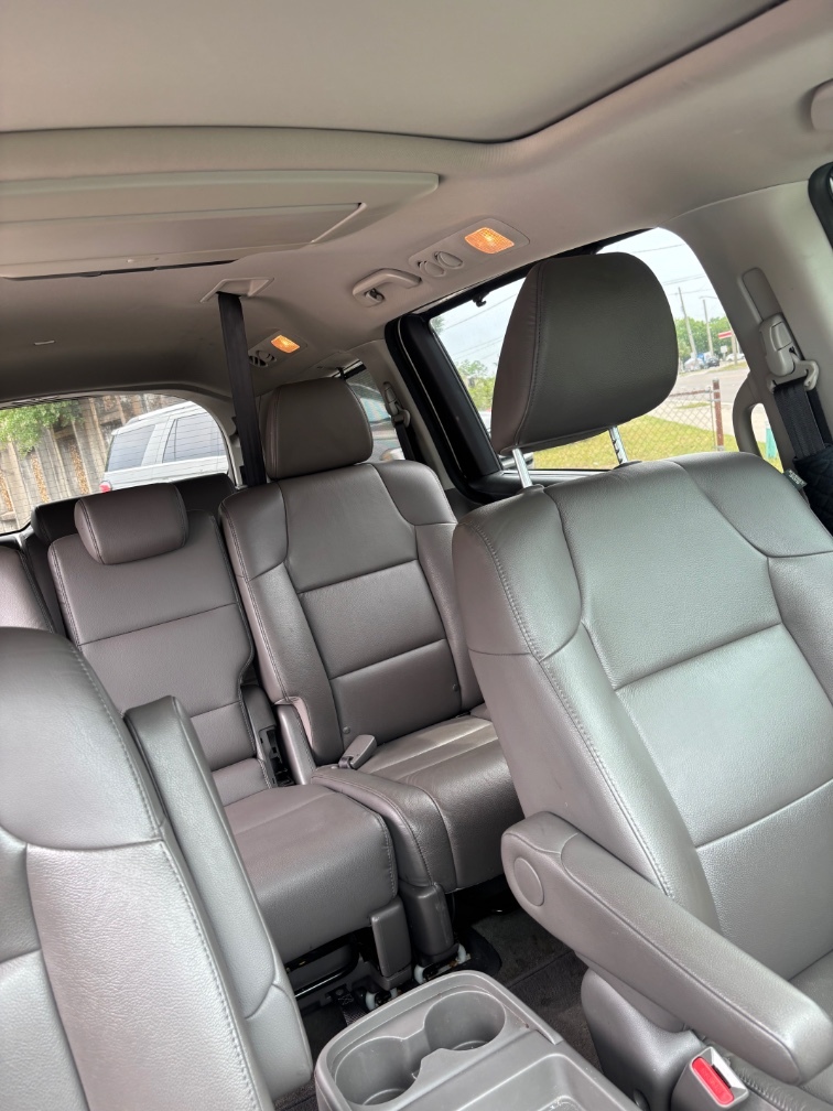 2015 Honda Odyssey Touring - Photo 9