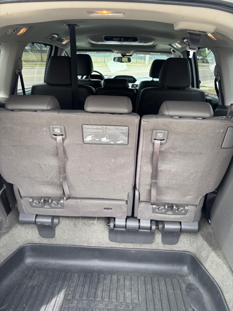 2015 Honda Odyssey Touring - Photo 10