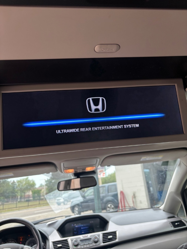 2015 Honda Odyssey Touring - Photo 17