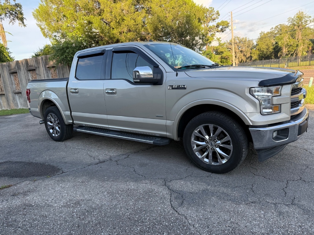 2017 Ford F-150 Lariat - Photo 9