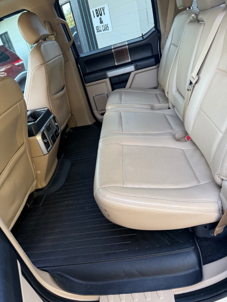 2017 Ford F-150 Lariat - Photo 13