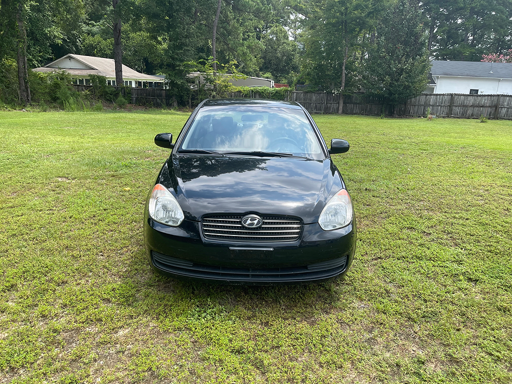 2011 Hyundai Accent GLS's photo