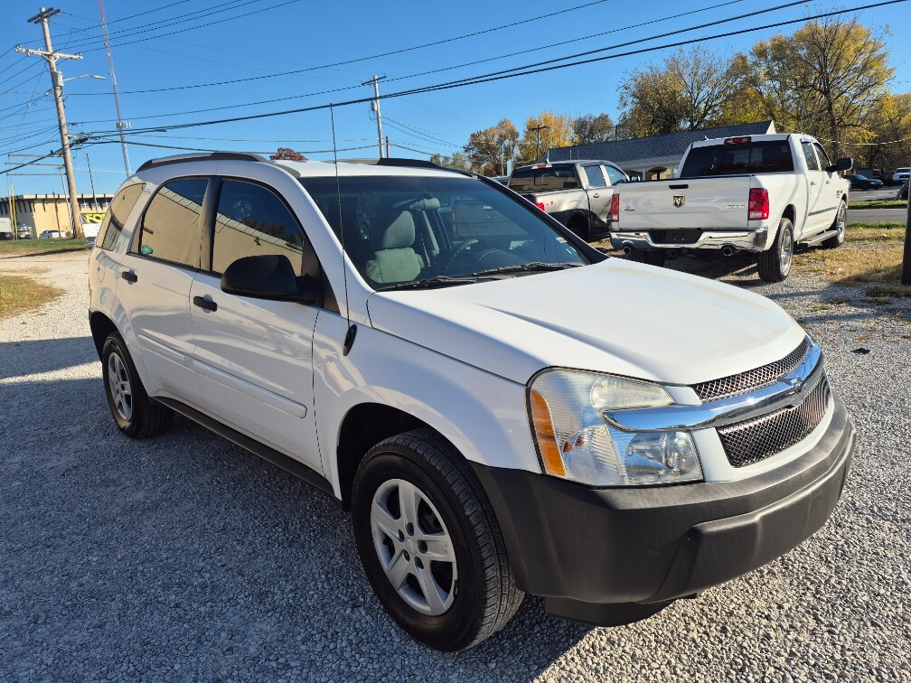 2005 Chevrolet Equinox LS's photo