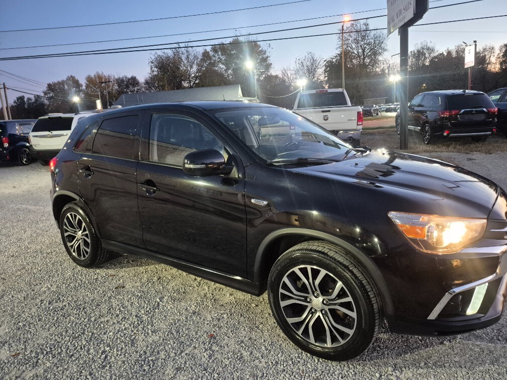 2018 Mitsubishi Outlander Sport SE's photo