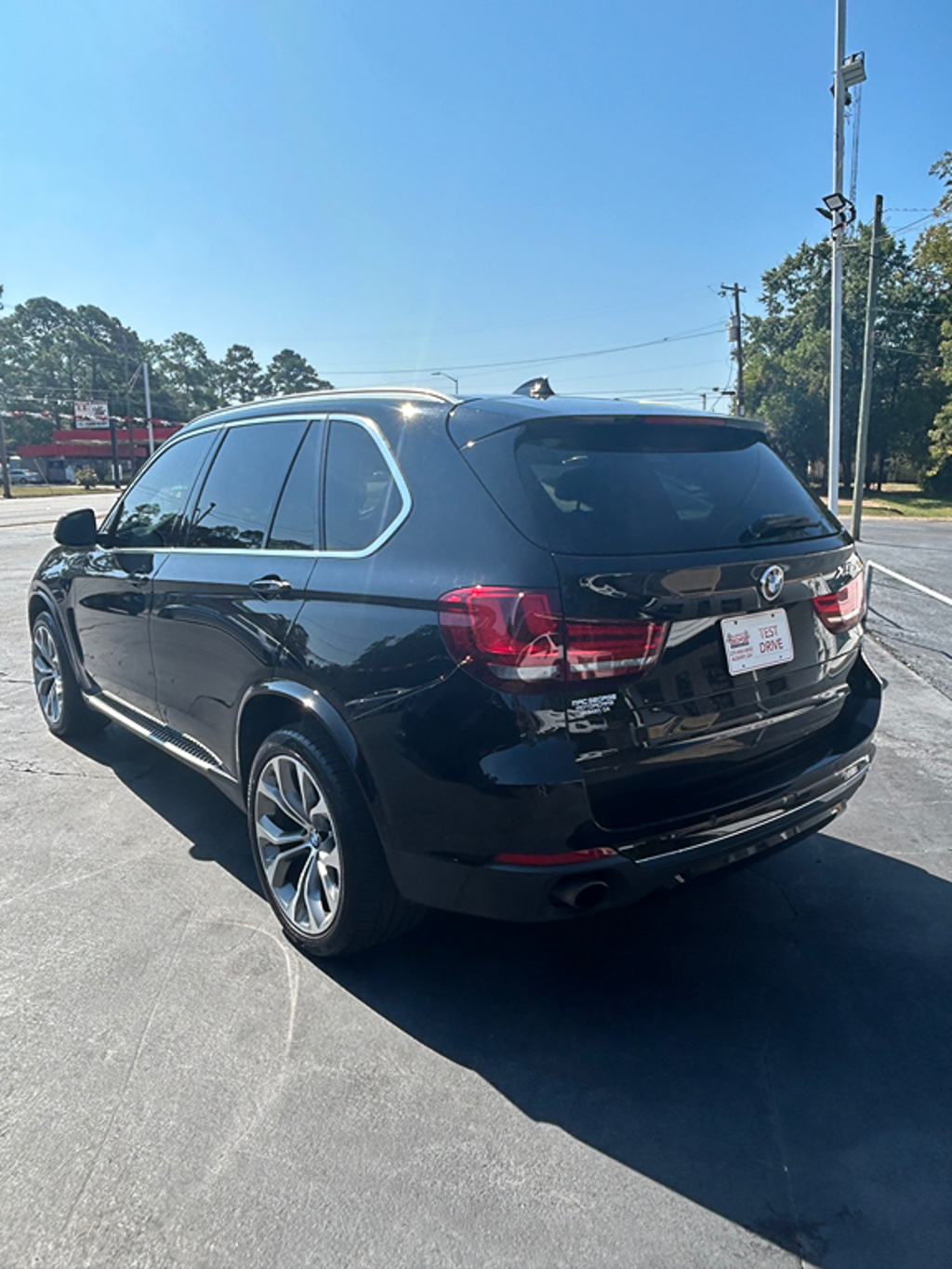 Additional photo of vehicle.