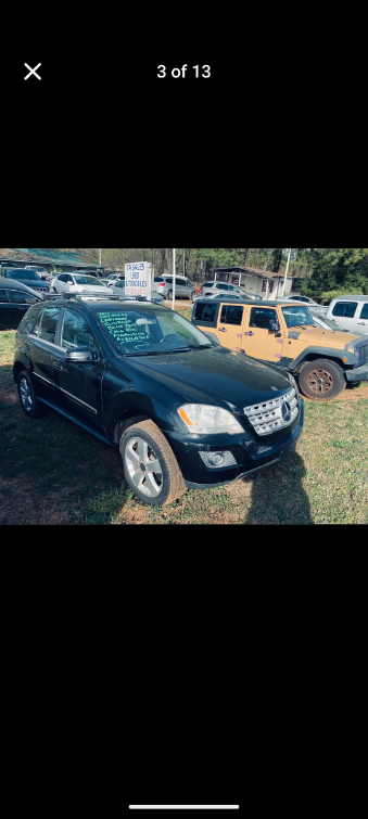 Additional photo of vehicle.