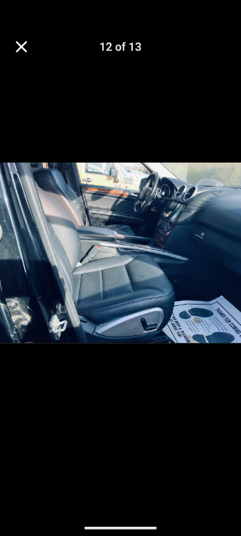 Additional photo of vehicle.