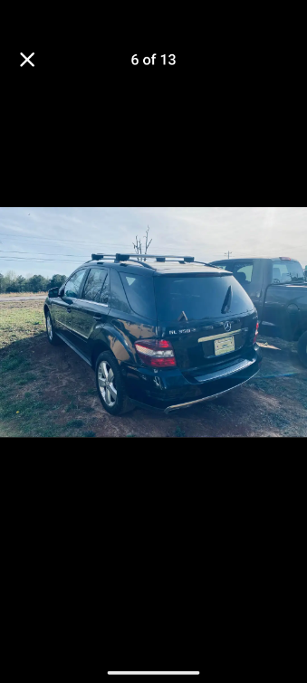 Additional photo of vehicle.