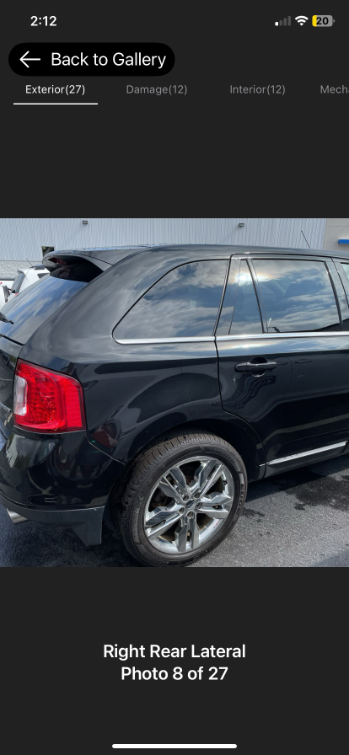 Additional photo of vehicle.