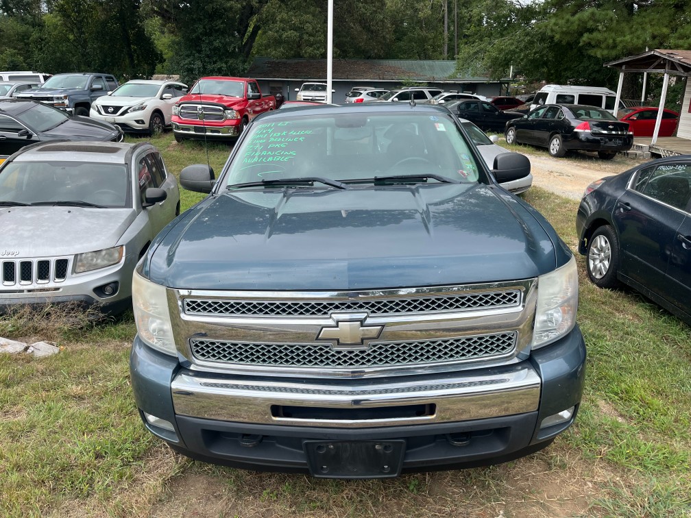 2011 Chevrolet Silverado 1500 LT's photo