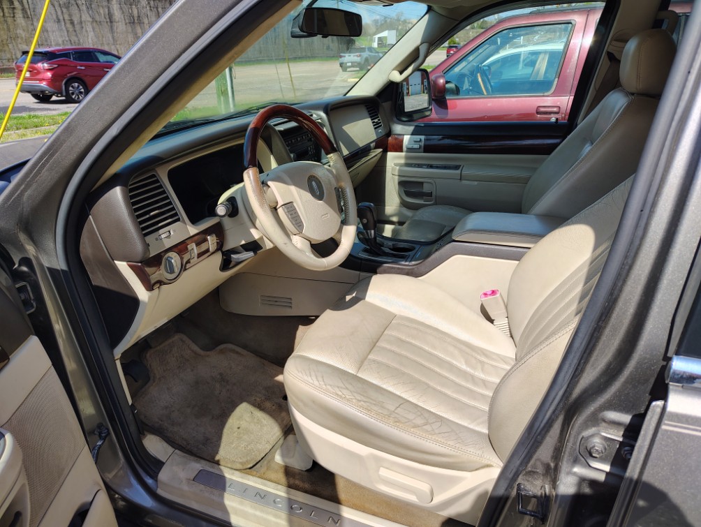 2003 Lincoln Aviator - Photo 6