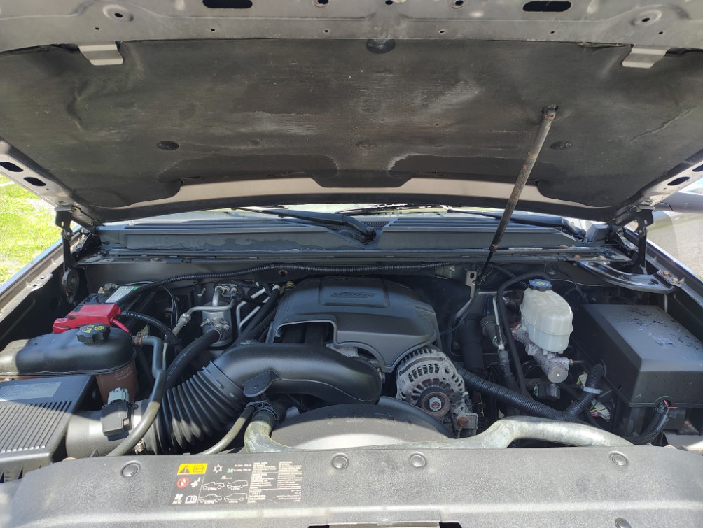 2012 Chevrolet Suburban LT - Photo 8