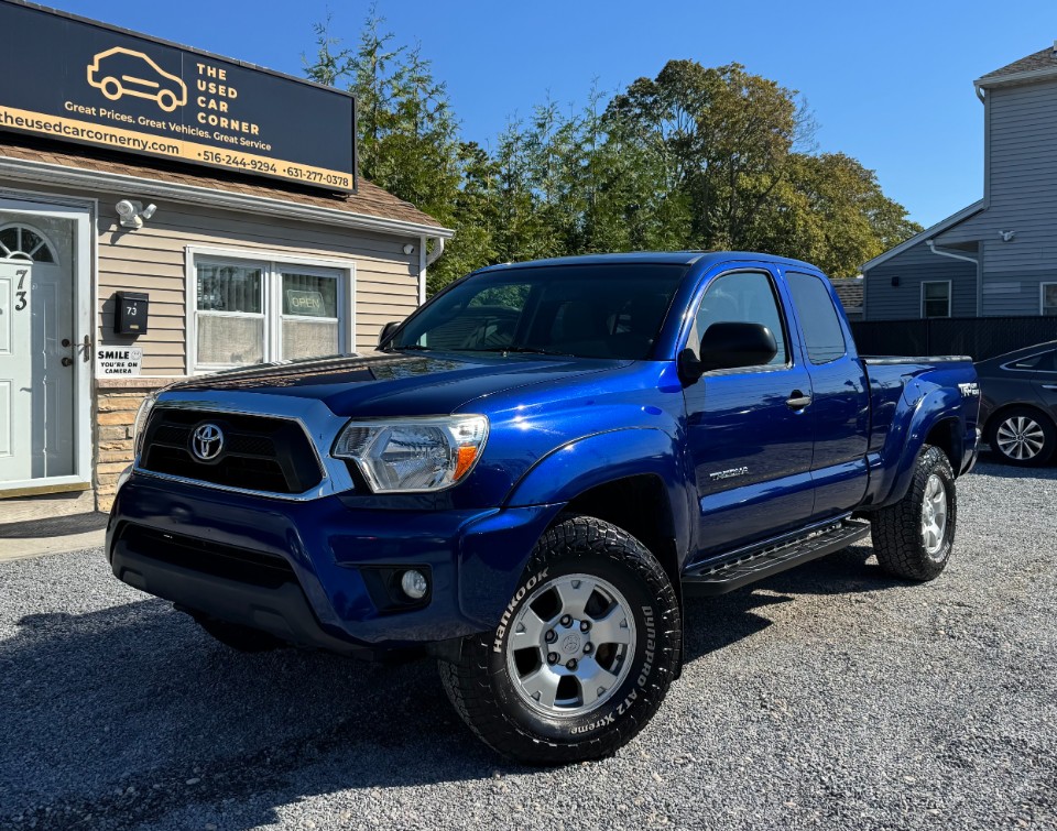 2014 Toyota Tacoma Base