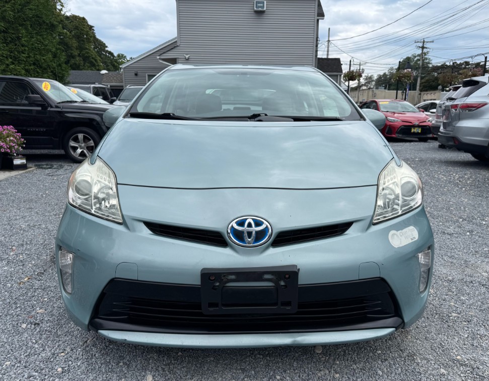 Additional photo of vehicle.