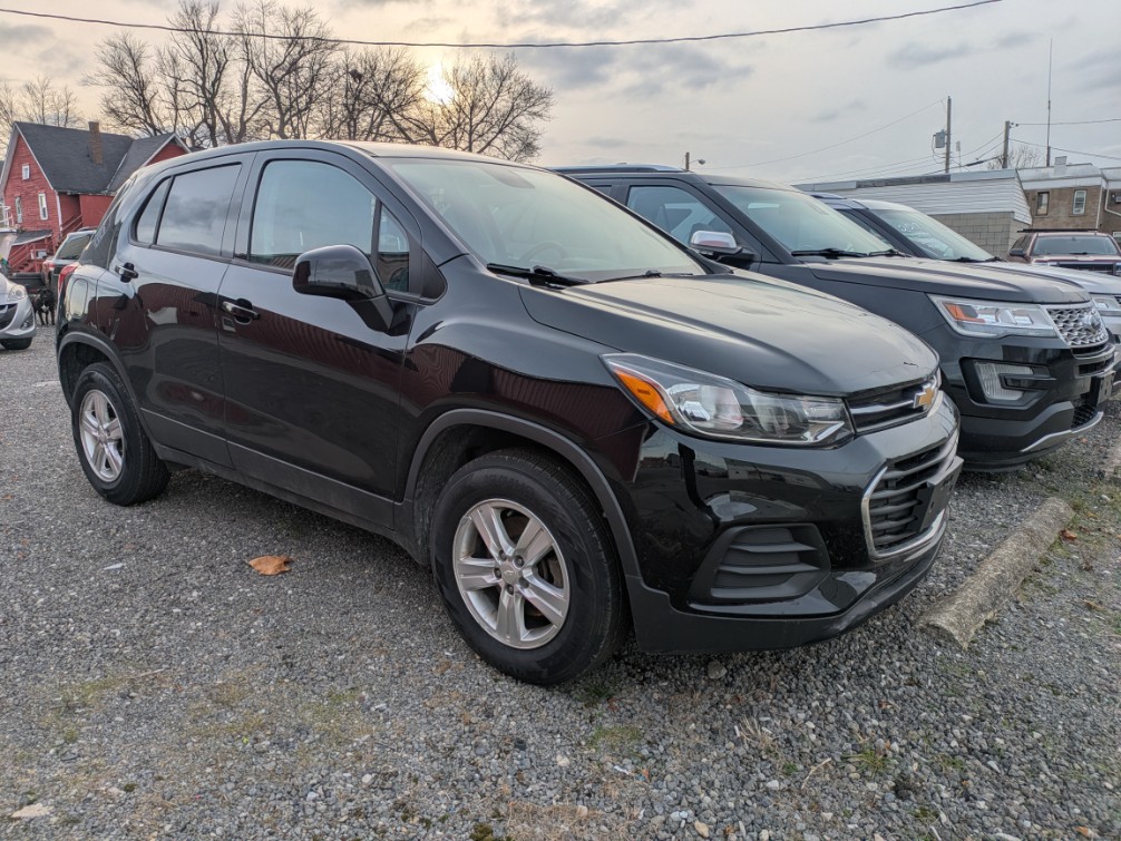 Additional photo of vehicle.