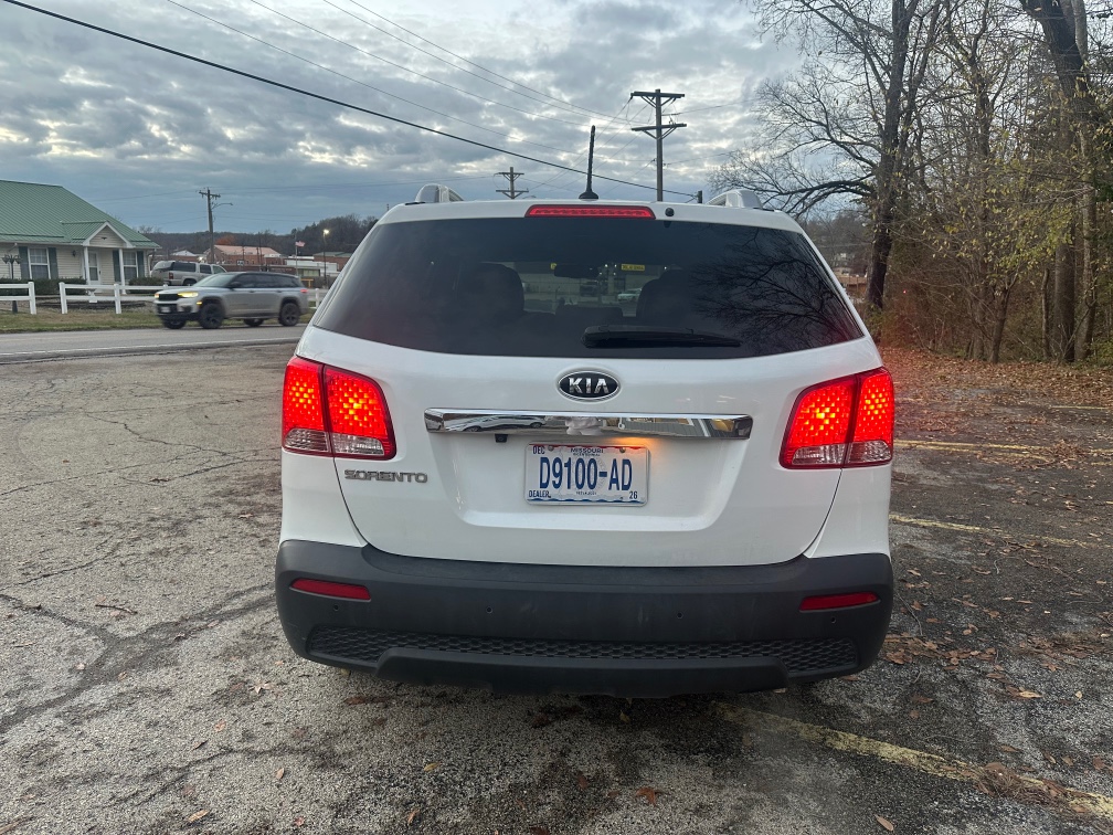 2013 Kia Sorento LX - Photo 4
