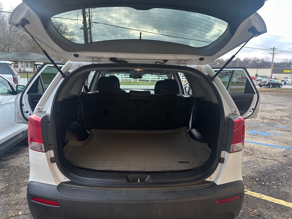 2013 Kia Sorento LX - Photo 10
