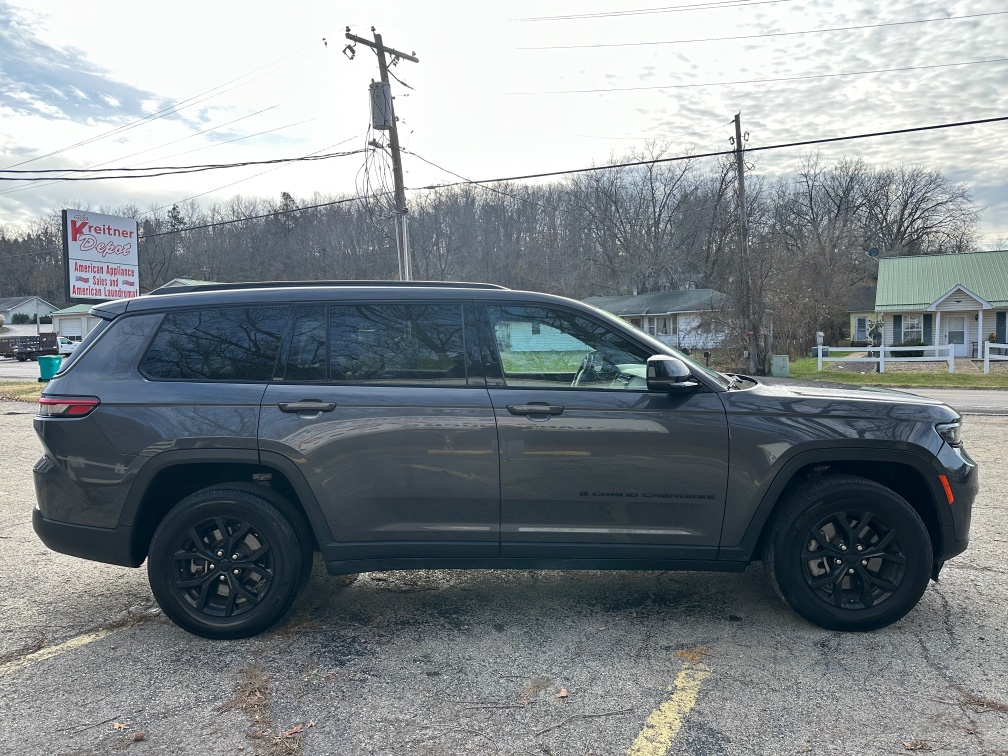 2024 Jeep Grand Cherokee L Altitude - Photo 3