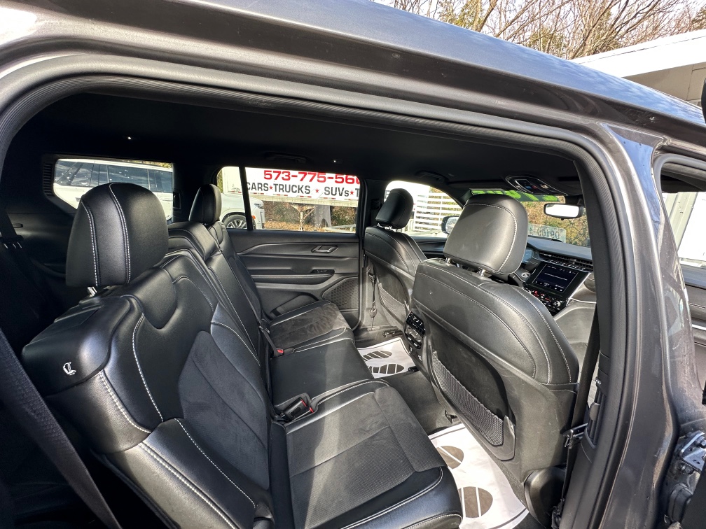 2024 Jeep Grand Cherokee L Altitude - Photo 10
