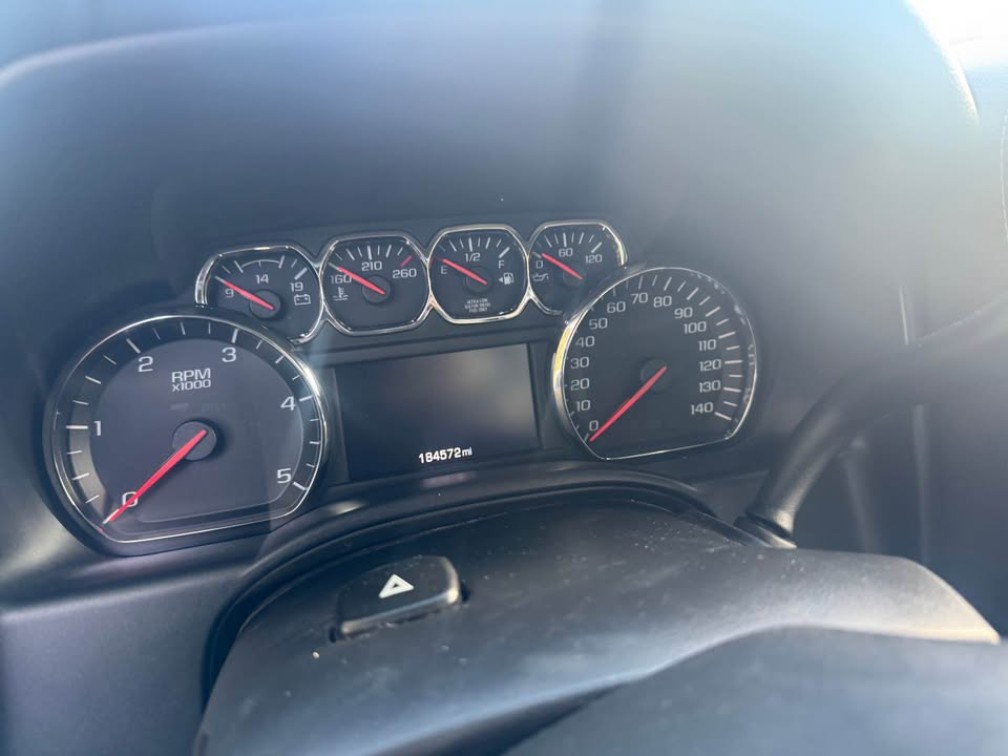 Additional photo of vehicle.