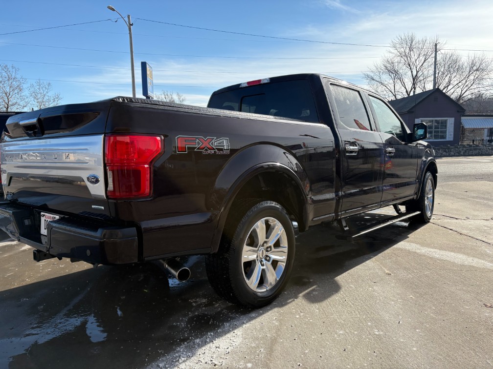 Additional photo of vehicle.