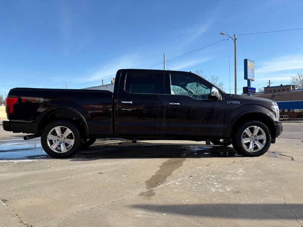 Additional photo of vehicle.