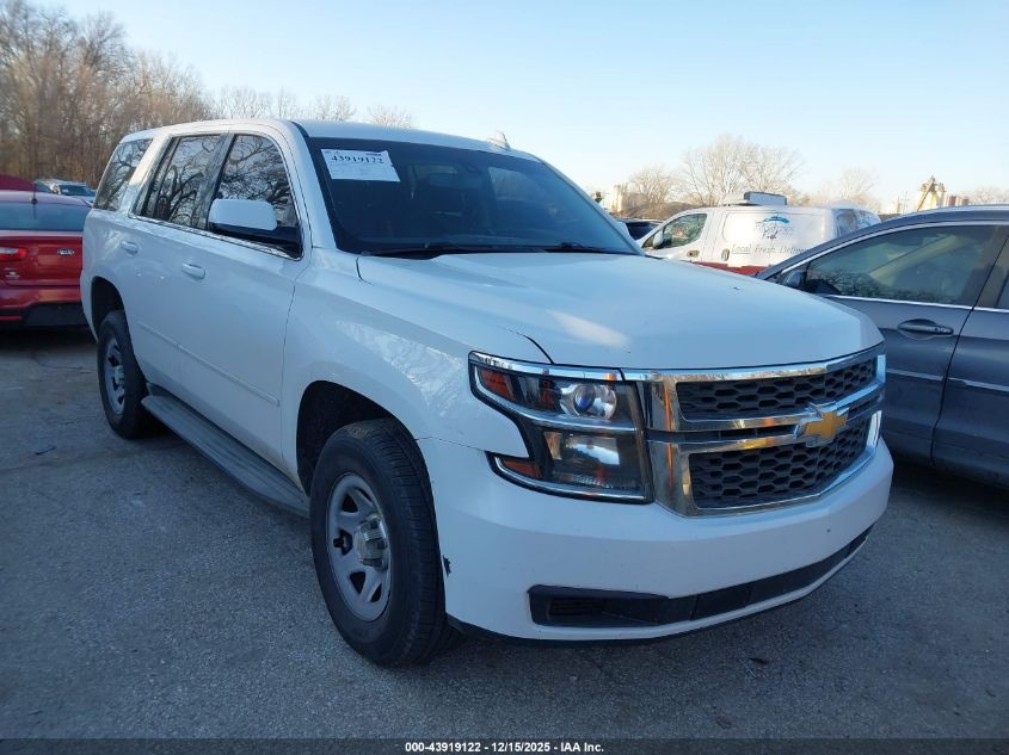Main photo of 2015 CHEVROLET TAHOE